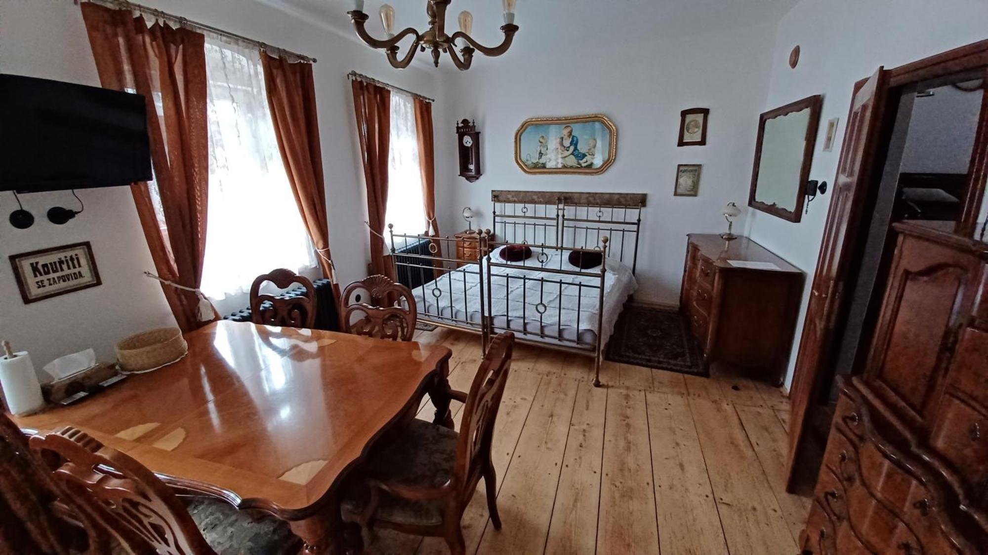 Zlata Leta - Apartmanovy Dum Яхимів Екстер'єр фото